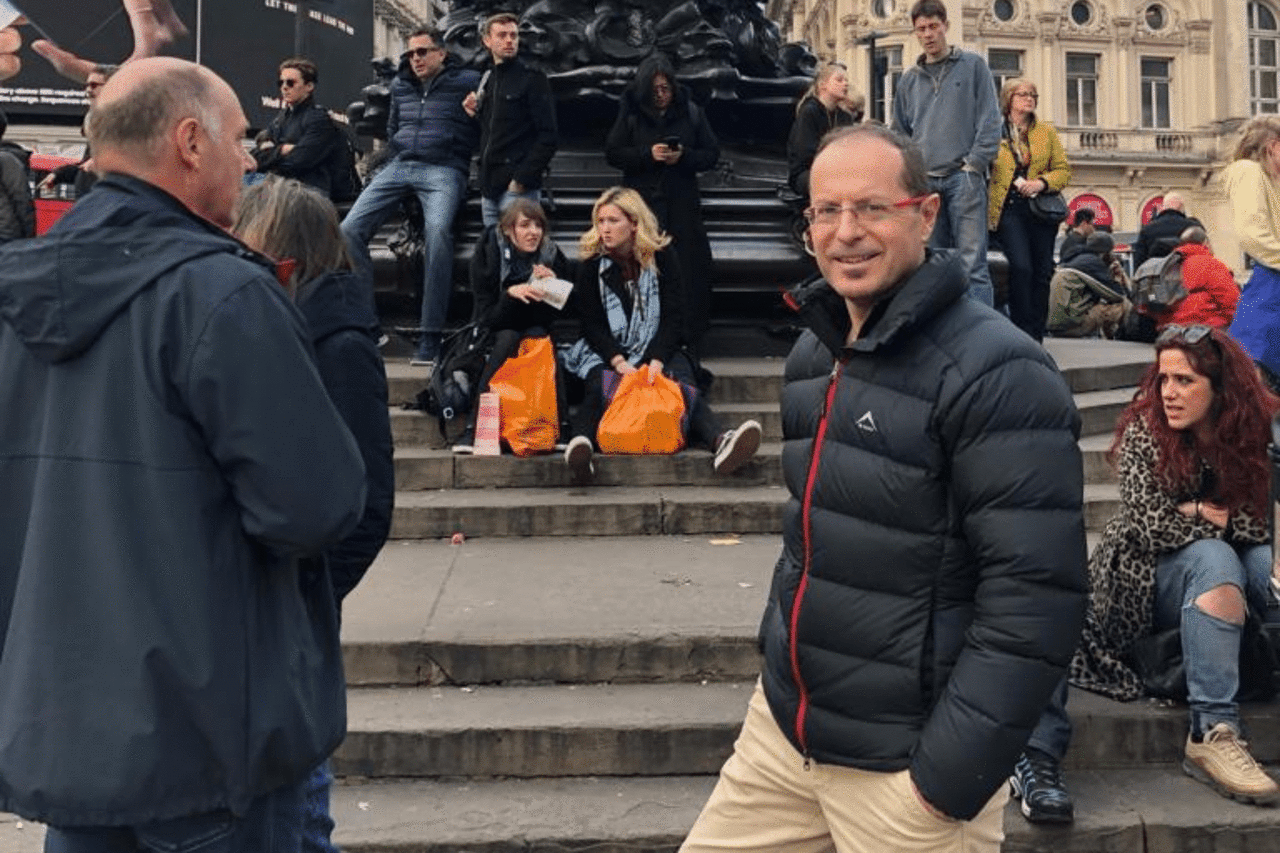 About the cosy comforts of the Hives – interview with Francois